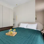 Hevenia Near In Wit Pool & Parking By Renters Prestige Apartment *