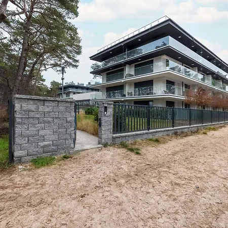 Hevenia Near In Wit Pool & Parking By Renters Prestige Lägenhet