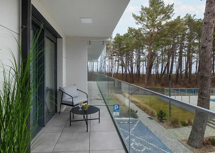 Lägenhet Hevenia Near In Wit Pool & Parking By Renters Prestige