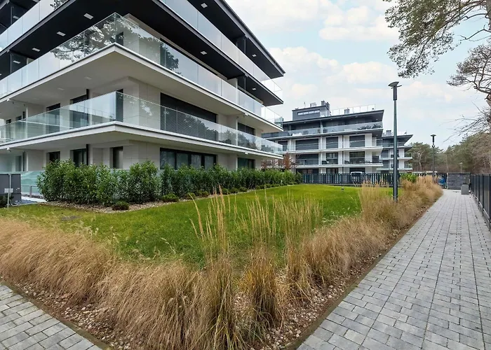 Lägenhet Hevenia Near In Wit Pool & Parking By Renters Prestige